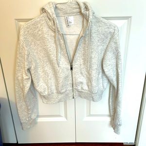 Great condition light grey Junior’s crop zipper hoodie